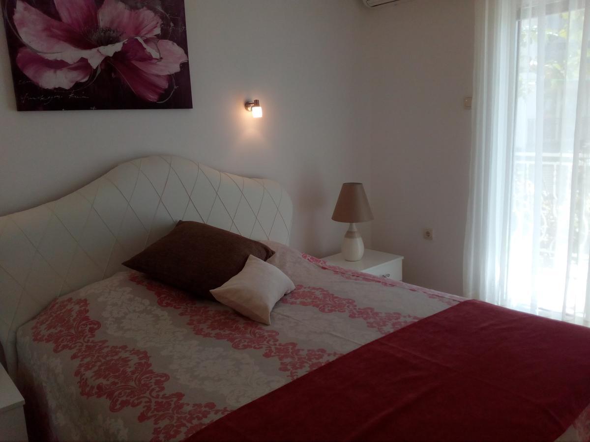 Apartments Slavica Jovanovic สเวติ สเตฟาน ภายนอก รูปภาพ