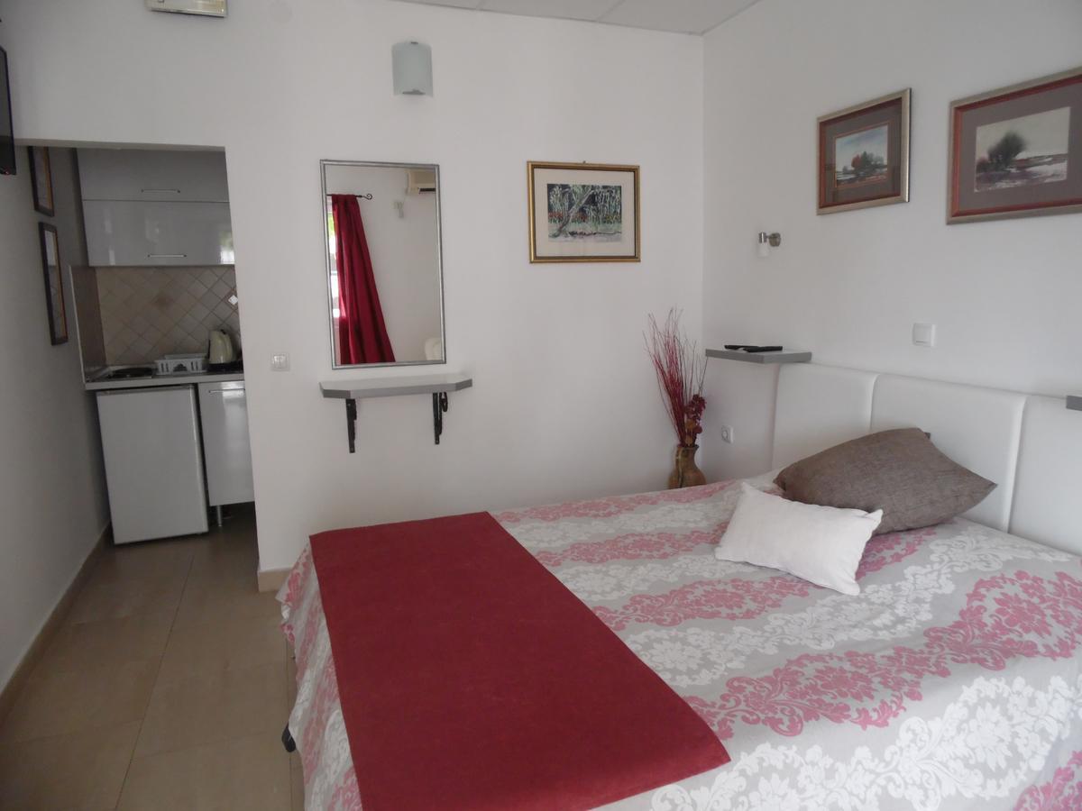 Apartments Slavica Jovanovic สเวติ สเตฟาน ภายนอก รูปภาพ