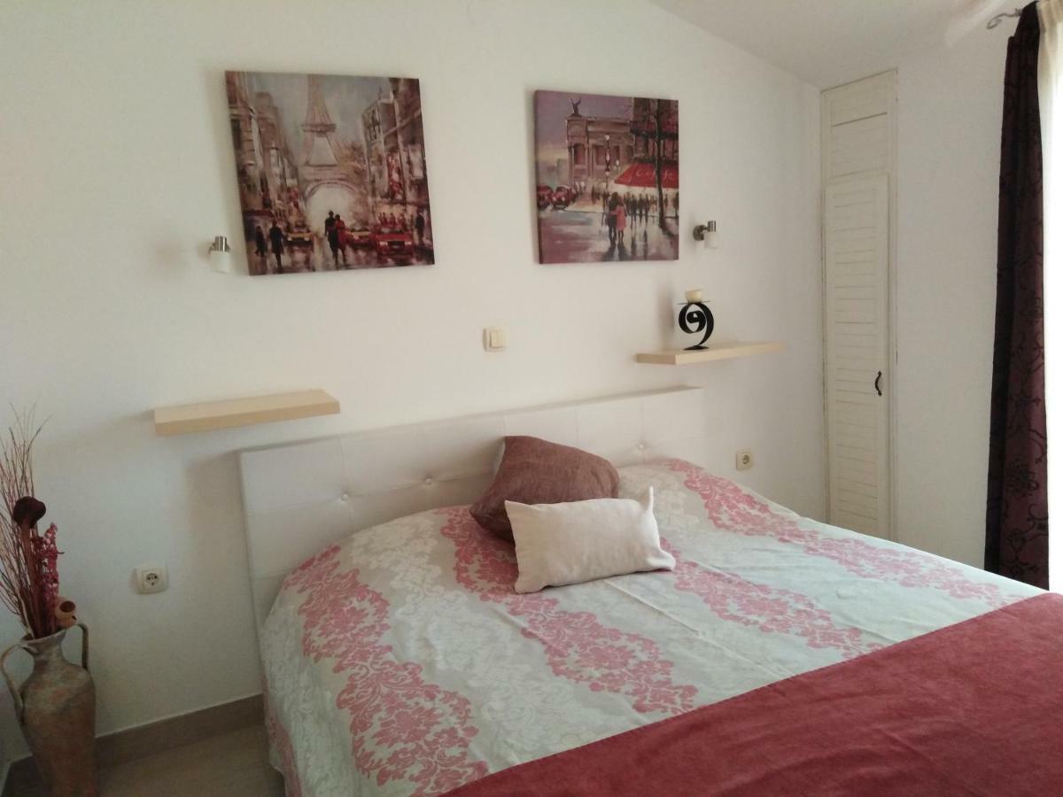 Apartments Slavica Jovanovic สเวติ สเตฟาน ภายนอก รูปภาพ